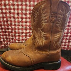 Ariat Men's Tan Western Boots with Embroidered Design
